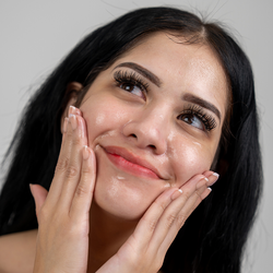 Cleansing Balm Model image