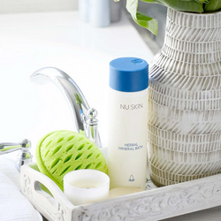 nuskin-herbal-mineral-bath-carousel-image-04-US