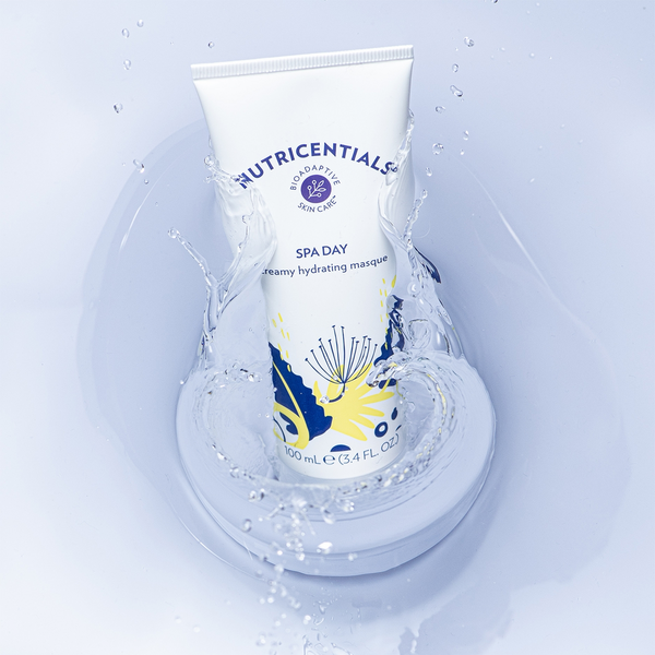 nu-skin-nutricentials-spa-day-creamy-hydrating-masque-in-water-effect-product-lifestyle-pdp-6