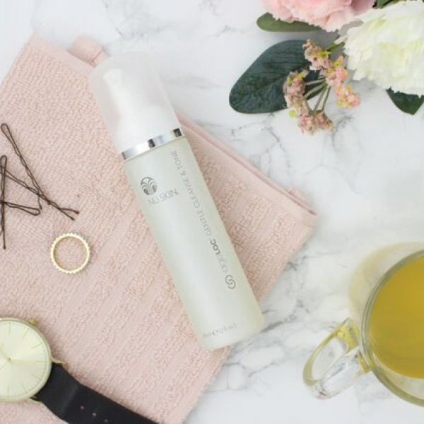 nu-skin-ageloc-gentle-cleanse-and-toner-lifestyle