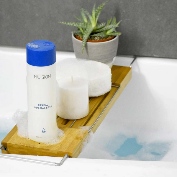 nuskin-herbal-mineral-bath-lifestyle-carousel-image-02-US